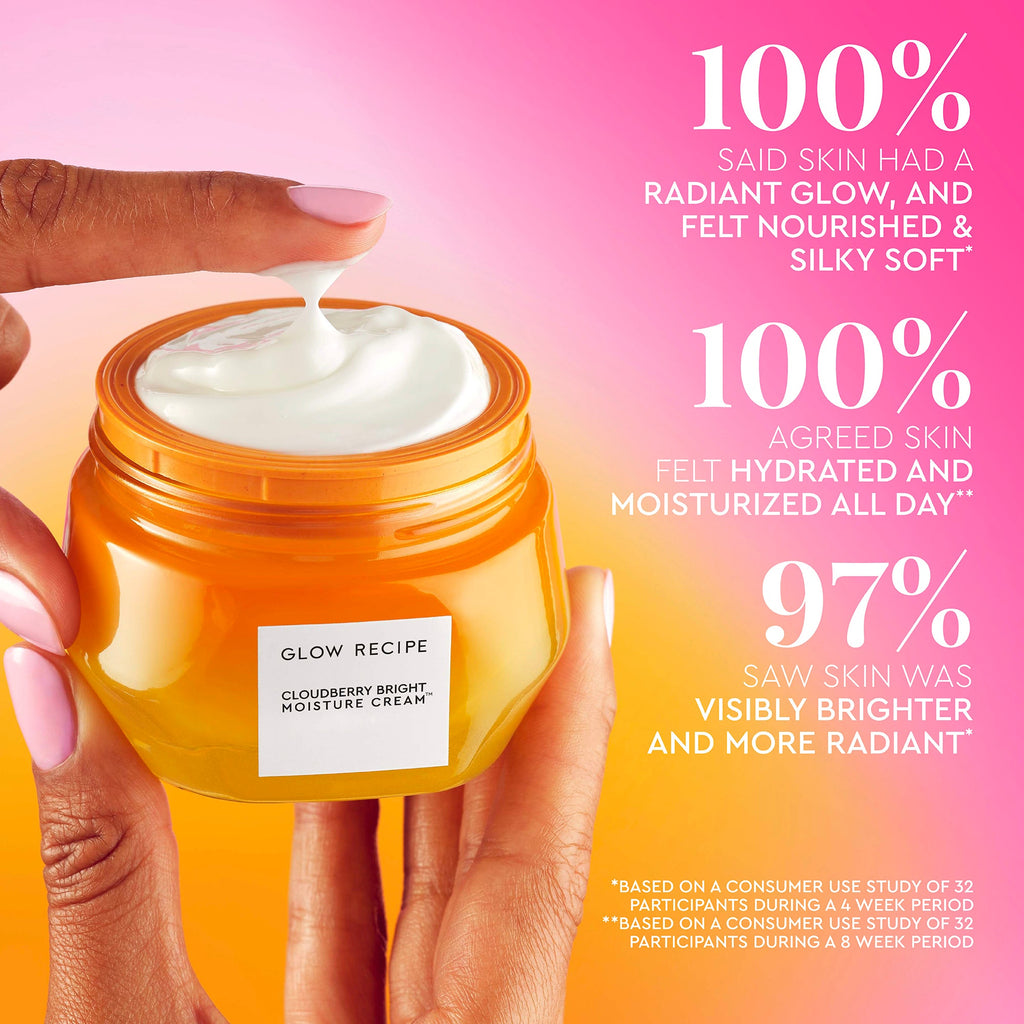 Claims infographic for Cloudberry Bright Refillable Moisture Cream highlighting its lightweight, pore-friendly hydration.
