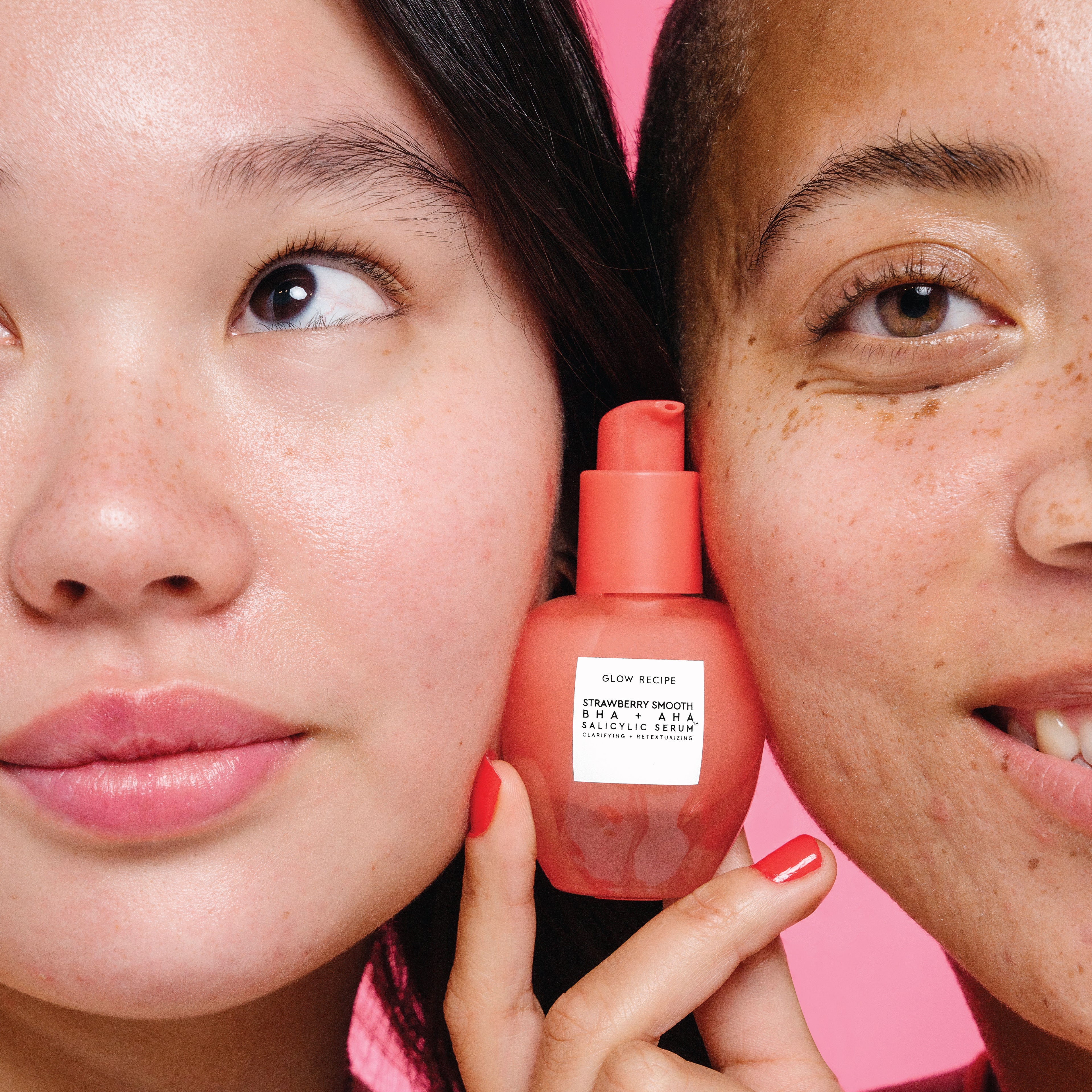 Infographic explaining how Glow Recipe's Strawberry Smooth Serum clears breakouts and refines pores while calming sensitive skin.